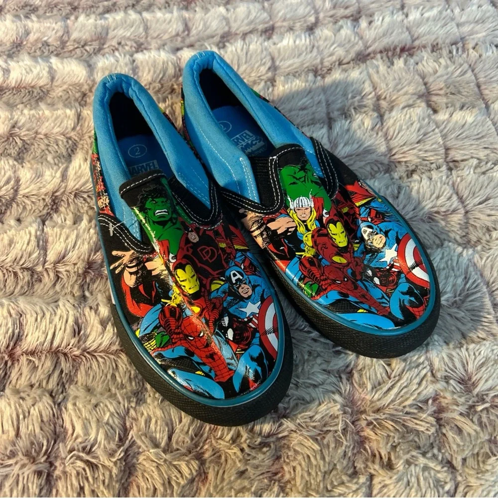 Marvel Superhero Slip-On sneakers size 2